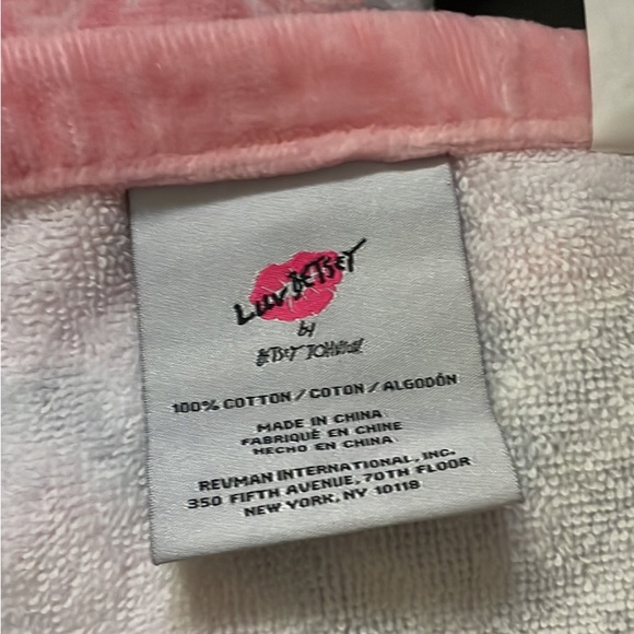 Luv Betsey Towel set - Picture 2 of 2